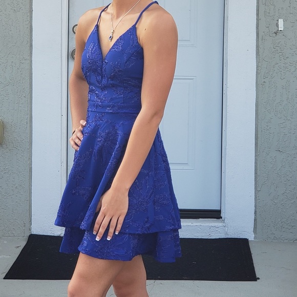 Homecoming dress - Picture 3 of 3